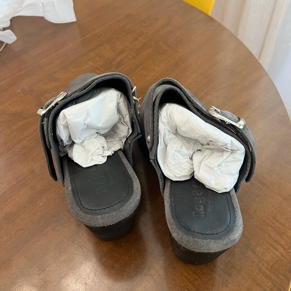 Rag & Co TARRAH Grey Stacked Heel Mules With Adjustable Buckle - Picture 5 of 7